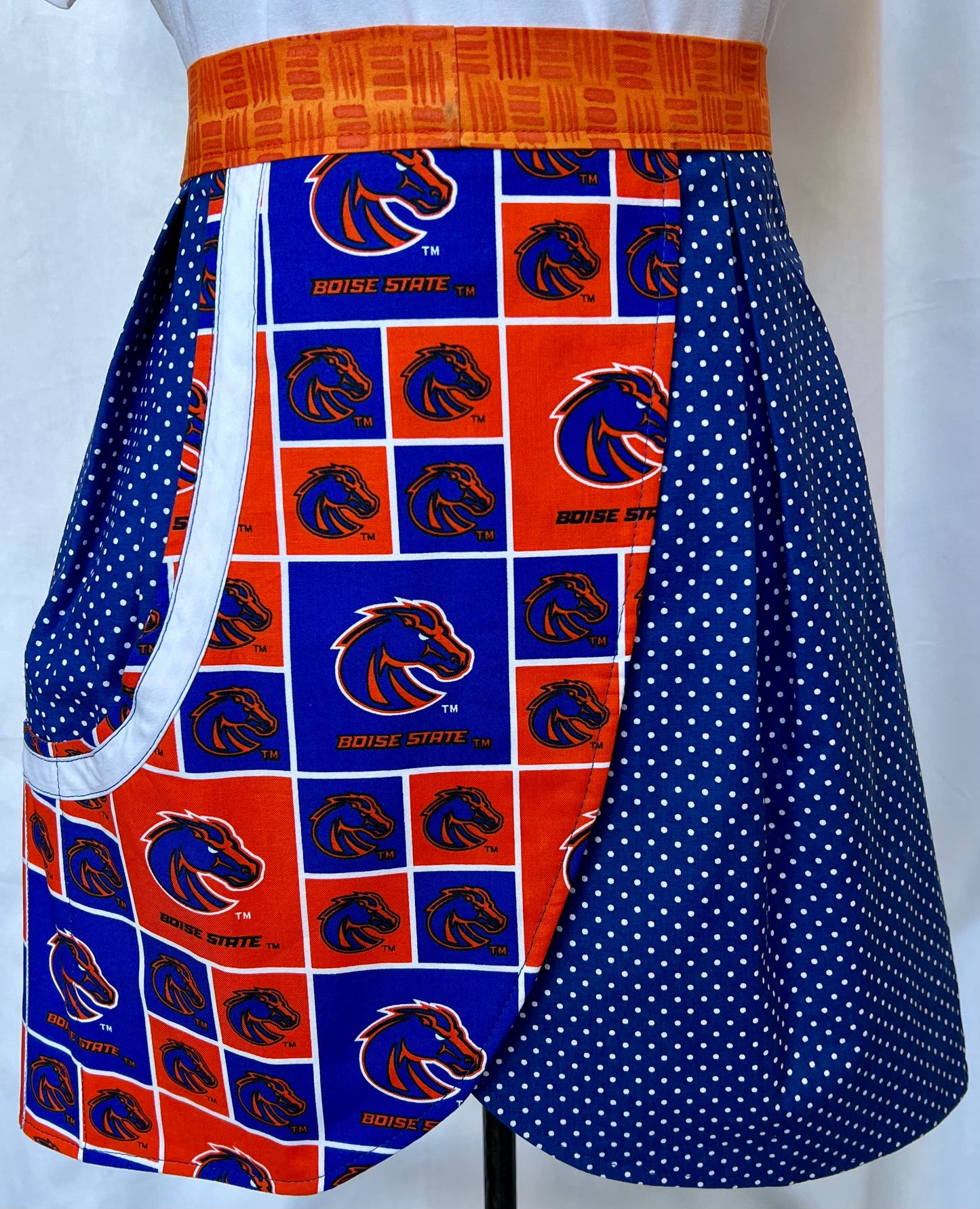 Petal Apron- Boise State