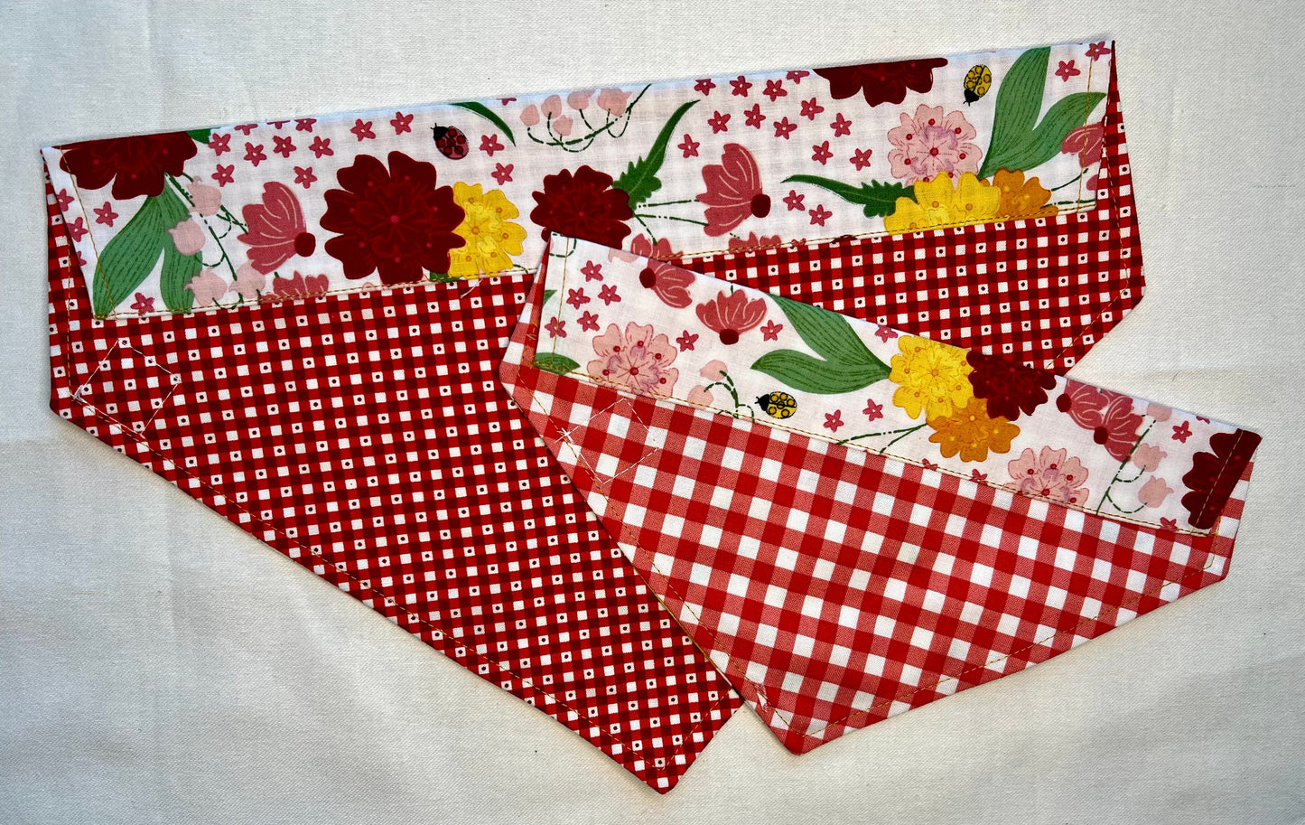 Doggie Bandana - set of 2 Pink Corn flowers