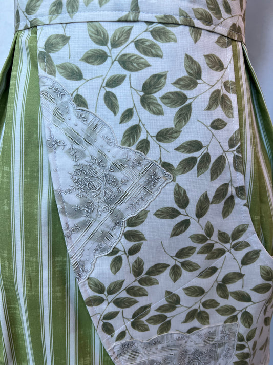 Petal Apron - vintage hankerchief